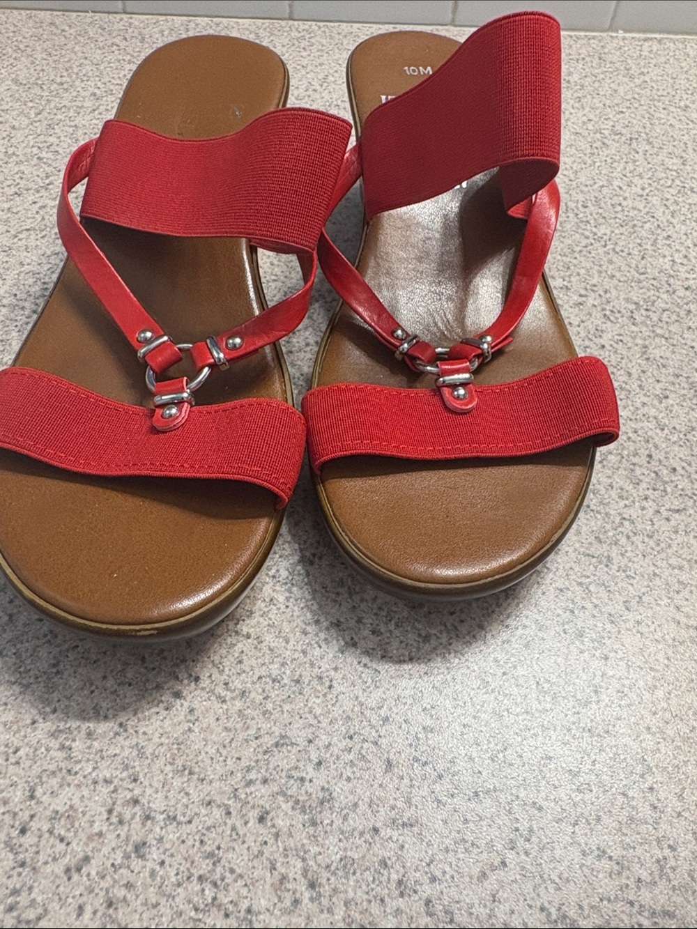 Italian Shoemakers Red and Brown Elastic Strap Slide Sandals - Picture 3 of 10